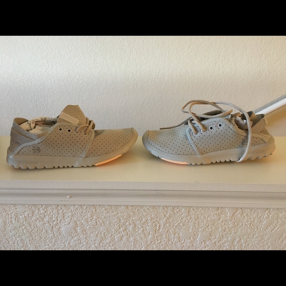 NWT - Etnies Scout 3 Women’s Shoes